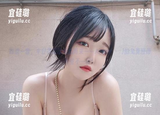 随意一瞥，牛仔裤搭配随心而来——Aram(아람)的免费图册有些不一样！