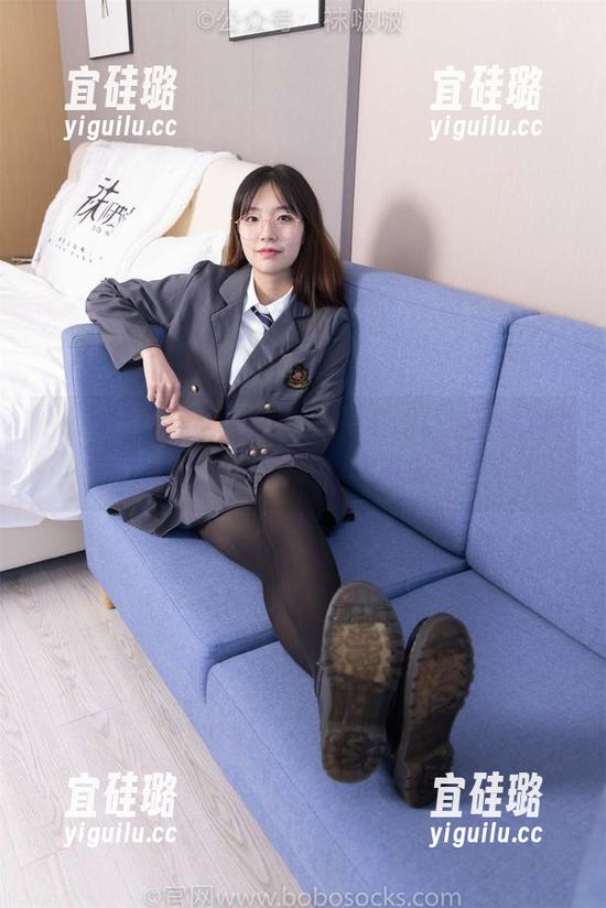 BoBoSocks袜啵啵 - 苏苏教你怎么穿白棉袜，高清套图看完根本放不下！
