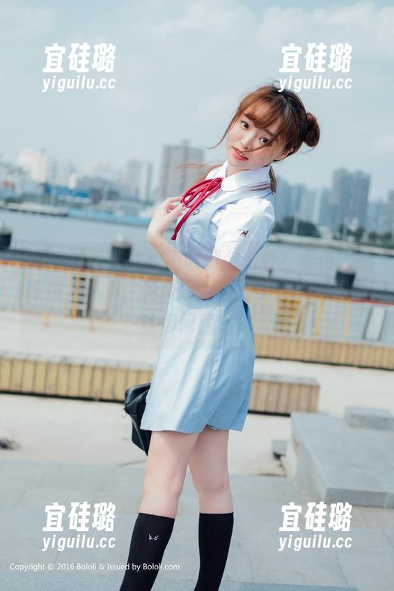 BoLoli菠萝社-柳侑绮 BoLoli菠萝社 - 不收藏怎么办?柳侑绮的眼镜作品集,免费送上,完美诠释“视力就得闹腾”。