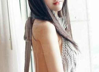 Feilin嗲囡囡 – 迷失在潘琳琳ber的美脚写真集中——更新来势汹汹，脚趾儿也来斗图了！