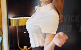 Feilin嗲囡囡 – 翻开陈雅漫VICKY的夏日写真，照片比我的阳伞还要‘撑’