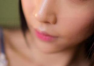 GIRLT果团网 – 王语纯的丝袜图集：有时候只需要腿部的默契分享