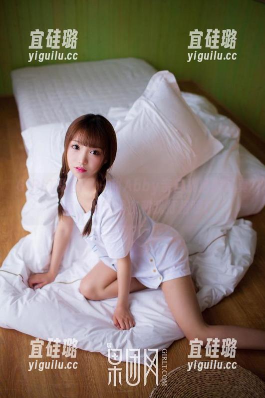 GIRLT果团网-甜Abby GIRLT果团网 - 甜Abby亲自挑选的写真,每个细节都在和我打招呼!
