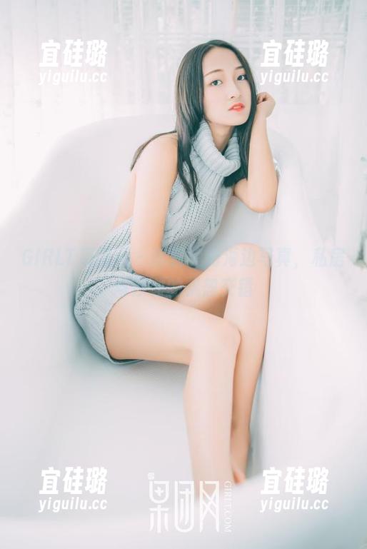 GIRLT果团网 - 酸酱兔的海边写真，私房与沙滩的飘忽交错