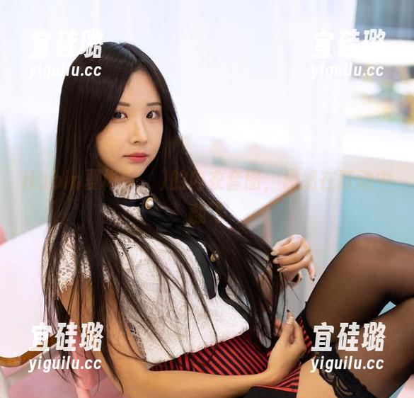 Habin夏彬(하빈)的内衣套图，思绪在跃动中翻飞