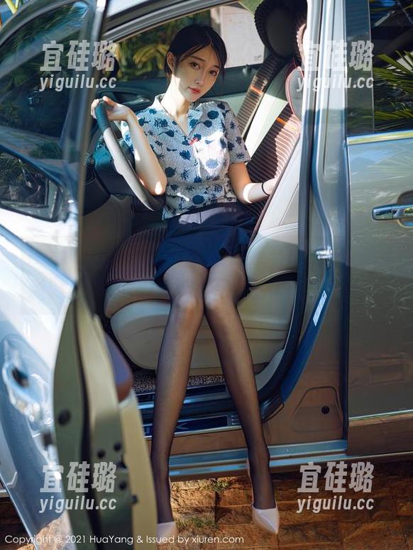 HuaYang花漾 - 下载柴婉艺的运动风，随时感受那种让人忍不住想模仿的气息。