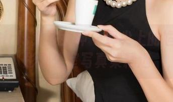 KelaGirls克拉女神 – 鼻尖上的尴尬：舒彤办公室写真集精选