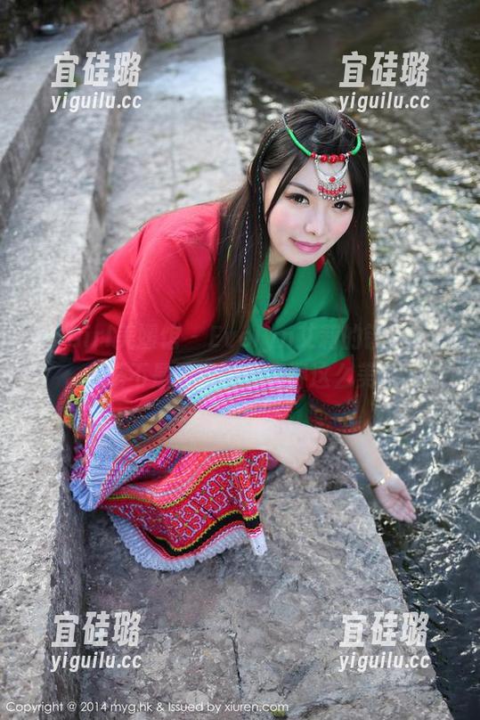 MyGirl美媛馆 - Evelyn艾莉的镂空写真：是不是躲猫猫也玩得这么美？