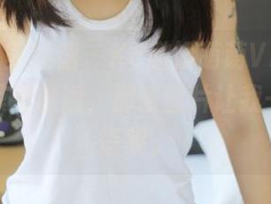 MyGirl美媛馆 – K8傲娇萌萌Vivian与泳池的浪漫邂逅，那张图片让我一时间失语呢。
