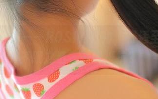高清壁纸——ROSI的女神，舒适至极的养眼之选，谁能抵抗？