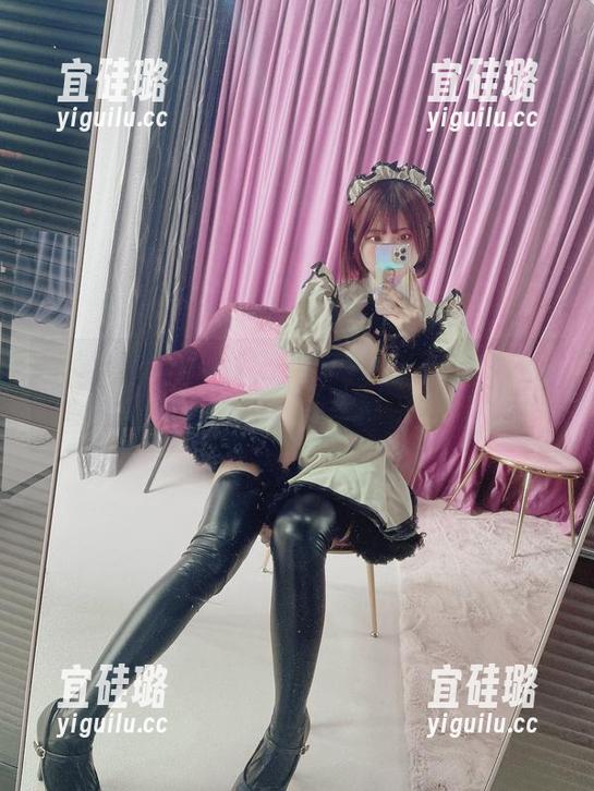 放心，Tomiko(とみこ)的私服自撮资源不会让你失望