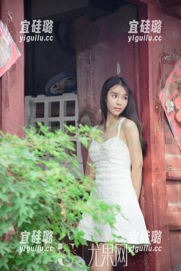 UGirls尤果网-于梓馨 UGirls尤果网 - 于梓馨的定制短裤,居然让我发现了这个夏天的真理