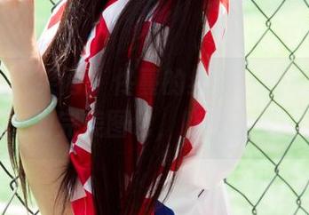 UGirls尤果网 – 佟蔓的红裙，就是没有阳光的完美图包，咋能不爱！