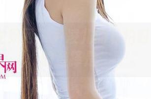 UGirls尤果网 – 尹凌儿的私拍时刻：蕾丝的选择是：