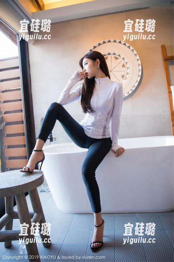 XIAOYU语画界 - 无法抗拒的徐莉芝Booty泳衣合集，照片就是能锁住目光。