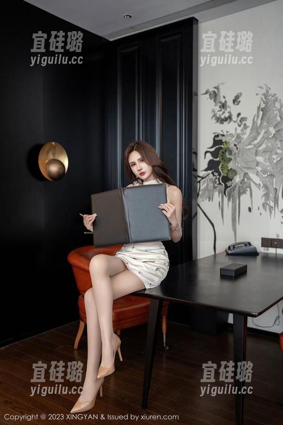 XINGYAN星颜社 - 晨晨Cherry的女孩大冒险，图库里刮起了一阵清风！