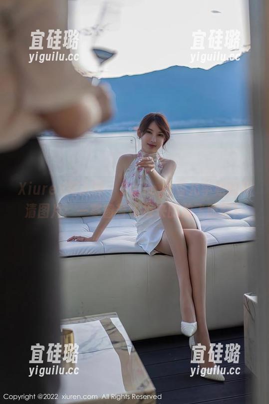 Xiuren秀人网-Baileys香儿 Xiuren秀人网 - Baileys香儿学姐的高清图片:一寒窗苦读换来的放飞时刻!