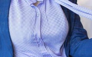 Xiuren秀人网 – 睡衣也有态度？油田溪溪为我们呈现了一场难得的图集，下载个几张也不算过分吧？