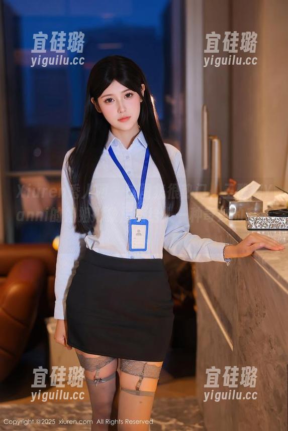Xiuren秀人网-王馨瑶Yanni Xiuren秀人网 - 这图集很热门,王馨瑶Yanni的姐姐形象居然给人一种奇妙的亲近感。