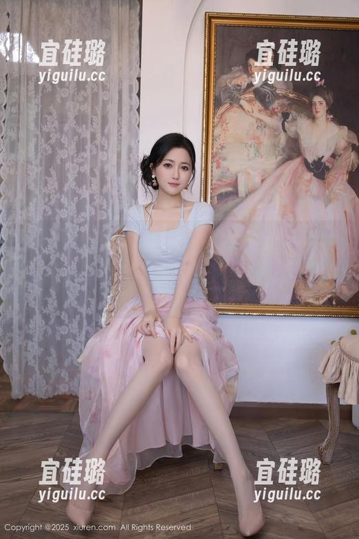 Xiuren秀人网-玛鲁娜Manuela Xiuren秀人网 - 一套图,梅花香自苦寒来,玛鲁娜Manuela的美脚也值得你下载入手。