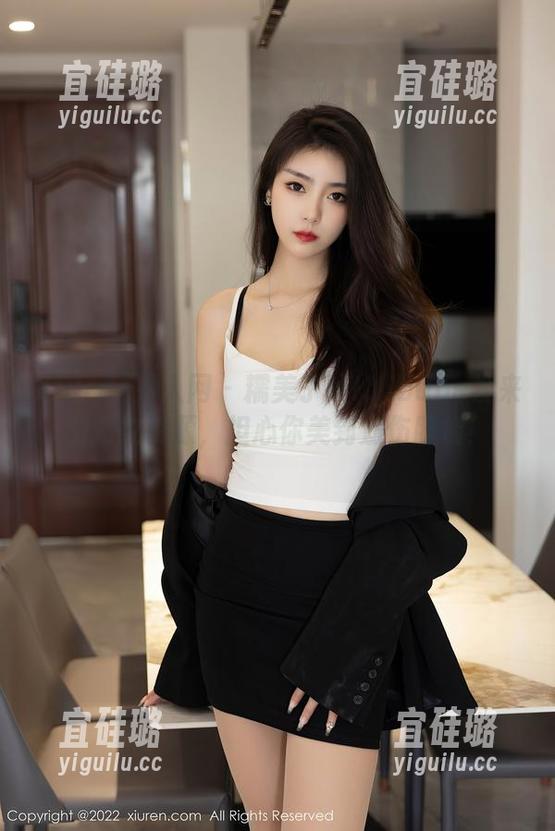Xiuren秀人网-糯美子MINIbabe Xiuren秀人网 - 糯美子MINIbabe发来的豹纹资源,担心你美到划伤脑袋!