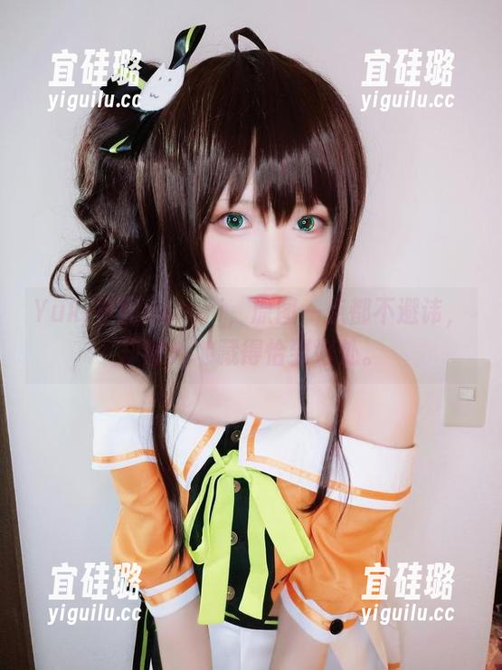 Yuki亭的Kotori，原图一点都不避讳，却意外地藏得恰到好处。