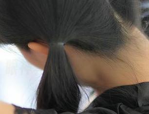 rosi – 小莉修女的原图分享，天真无邪的眼神真让人捉摸不透呢