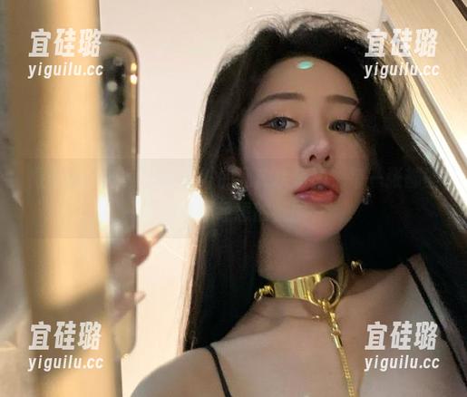 微密圈 - 不爱笑的赛琳的死库水写真，每一张都蕴藏着不经意的氛围