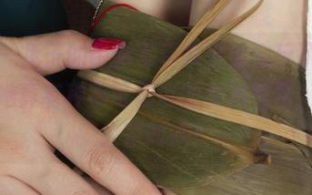 丽柜 – 兔子的最新写真集可太会玩了，写真里她真有种不可思议的女神气场，难怪大家叫她！