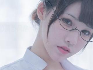 你十七鸽的黑色风格，这壁纸我会不会养成黑色系的审美…