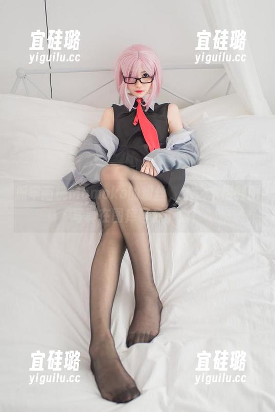 抓牢南桃Momoko的粉丝，木之本樱制服写真在图库等你下载！