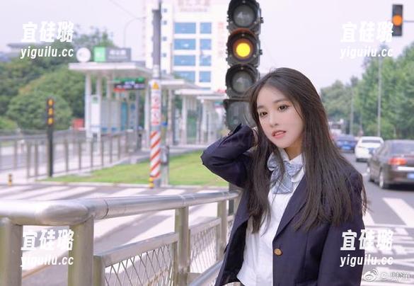 嘎潼不需要礼服，美图又俏皮的图集