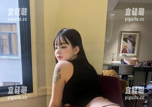 微密圈 - 哎呀，小优优子无圣光作品的展示，少女的每一个动作似乎都在讲述一个悄悄话！