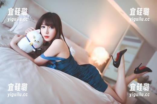 小酥酱的兔女郎cos，照片里的萌化攻击来啦！