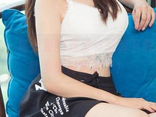 尤果网 – 将果果的万圣节写真下载回家，就没啥好怕的了！