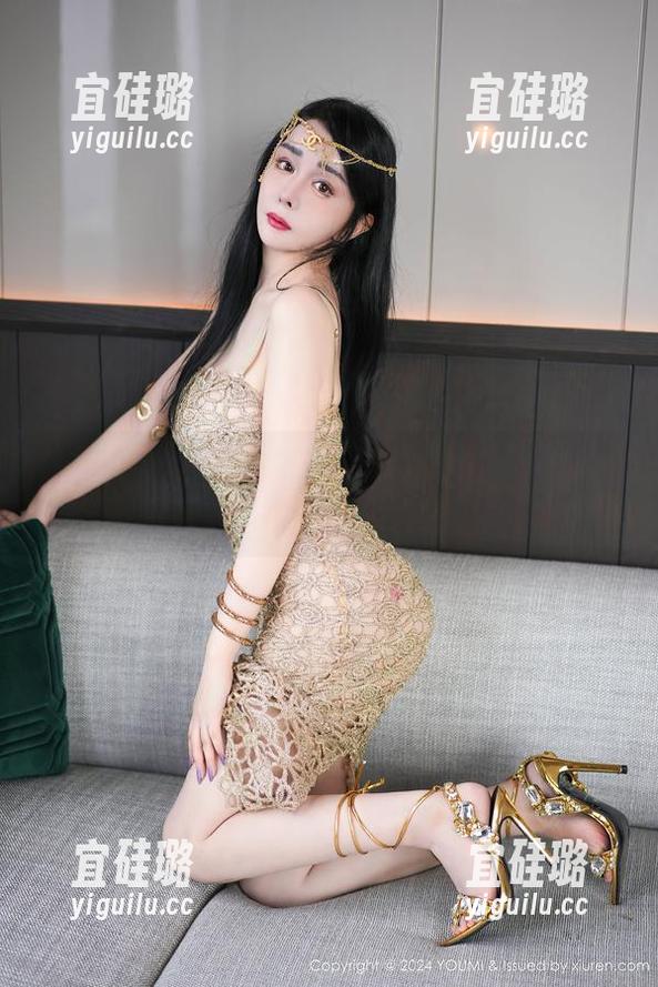 尤蜜荟 - 黄歆苑瑜伽合集：如果瑜伽能改变身材，那我可要好好考虑了…