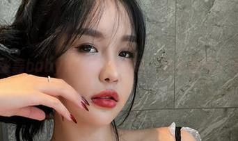 微密圈 – 张鑫baby带你窥探图包，蓝色蝴蝶丁字裤的时刻