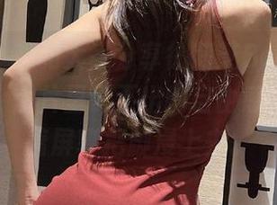 微密圈 – 想和大家分享徐莉芝Booty的海边写真，图片里说不出的自由感，真想对着屏幕把脚浸上去。