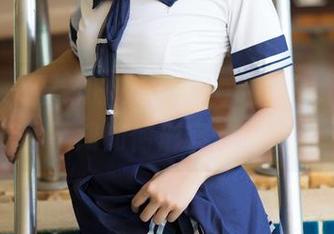 推女神 – 最新的晓艾fafa红裙Photos，有种不知如何形容的诱惑呢…