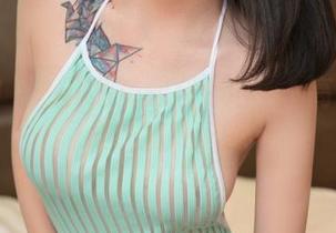 推女神 – 一杯清茶配赵伊彤——高清图集里的清纯滋味