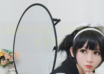 让你的桌面也有味道：是依酱呀的小厨娘高清壁纸!