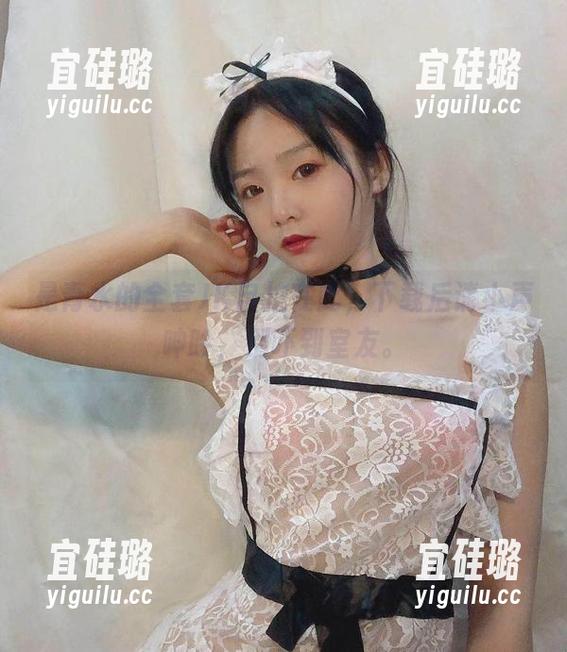 是青水的全套JK自拍在此，下载后请小声呻吟，别吓到室友。