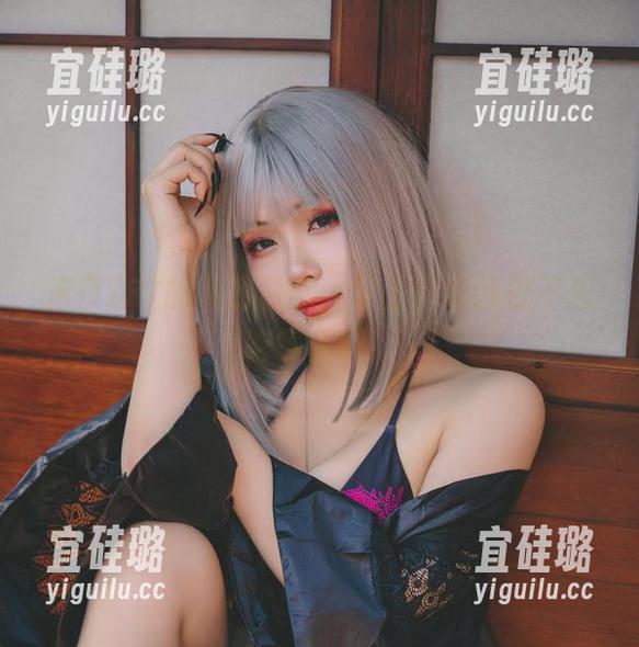 末夜787的高清和服，穿上它连我都不想吃零食啦！