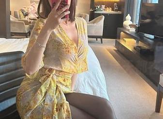 微密圈 – 原图看原味，果儿Victoria再更新，感觉她的自拍和我每天都在打架。