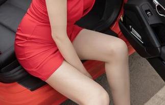梦丝女神 – 高清图册：王娇娇用“透明”把一切都掩藏得恰到好处。