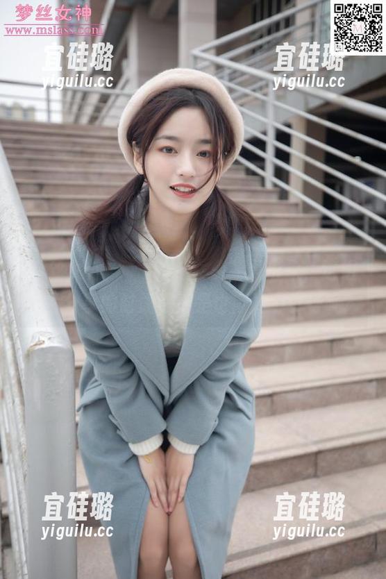 梦丝女神 - 玥玥的“女侠”风形象，这组图片分享的时候是不是也得加个引号呢？