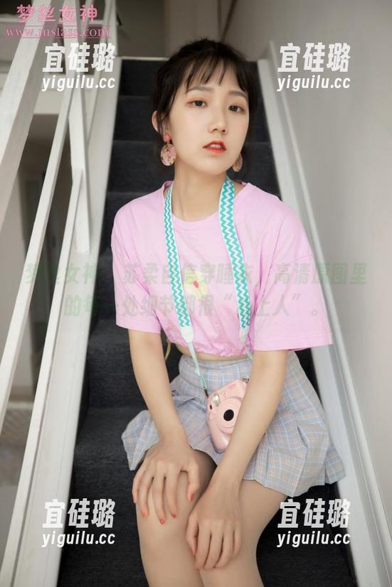 梦丝女神-苏柔 梦丝女神 - 苏柔自信穿睡衣,高清原图里的每一处细节都很“心上人”。