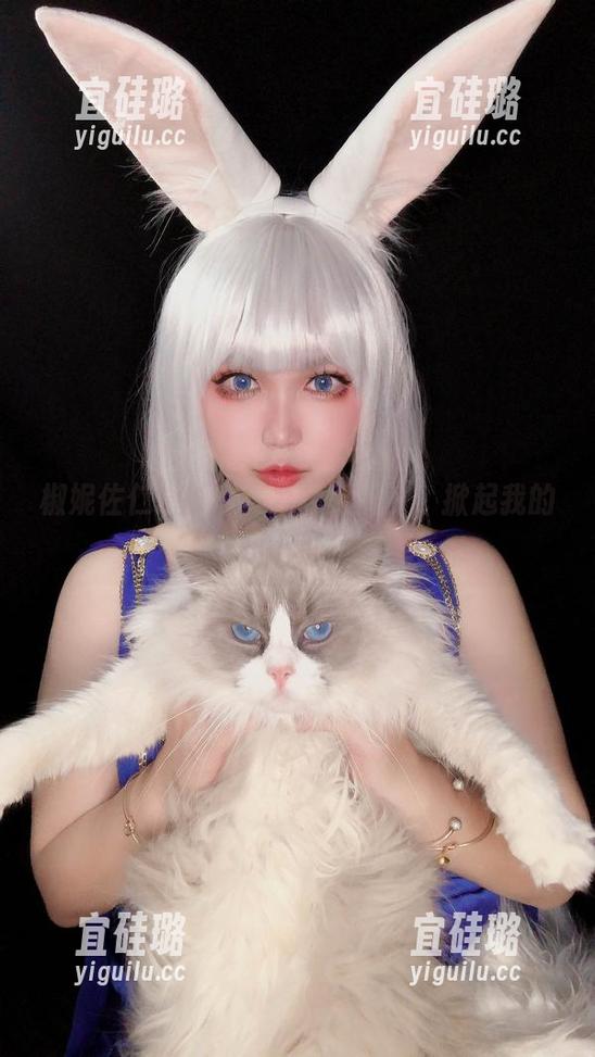 椒妮佐仁最新写真集《大凤》，掀起我的小心脏！