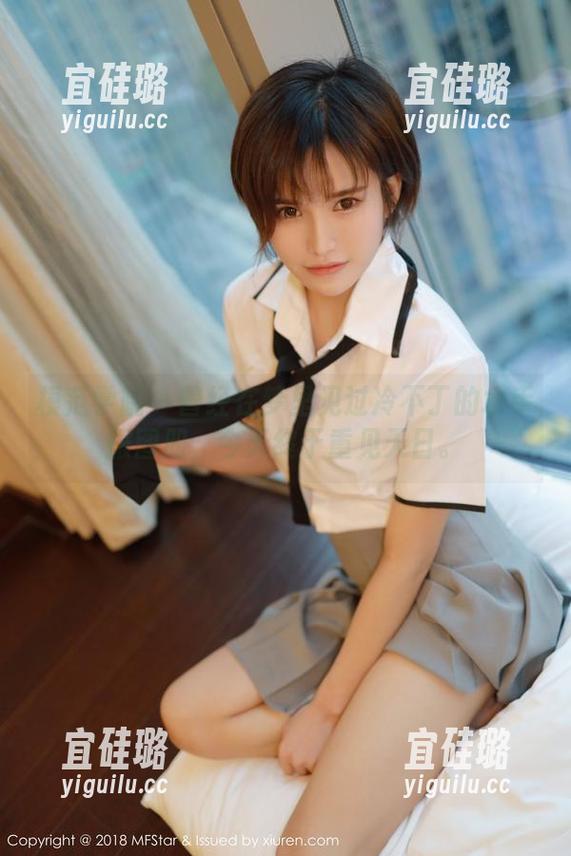 模范学院 - 曾经在梦里见过冷不丁的水手服图册，今天终于重见天日。