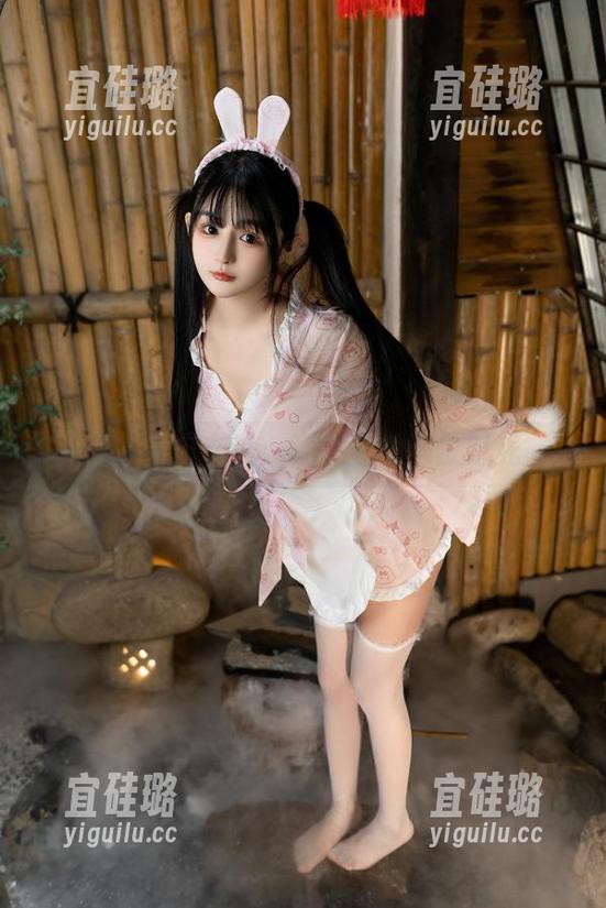 樱井宁宁在线：睡衣里的懒散时光